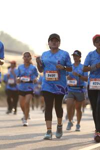 BIB: 9491, 8294
                            <button type="button" onclick="openModal(3105836)" class="btn btn-primary btn-sm float-right btn-popup" data-toggle="modal" data-target=".modal-high-quality">
                        <i class="fas fa-shopping-cart"></i> Add to Cart
                    </button>
                                            <button type="button" onclick="isThisMe(3105836, true)" class="btn btn-success btn-sm float-right btn-popup btn-isme hidden" data-toggle="tooltip" data-placement="bottom" title="นี่คือรูปของคุณใช่ไหม คลิกที่นี่เพื่อเอาเข้าอัลบั้ม">
                        <i class="fas fa-plus"></i> Add to album
                    </button>
                    <button type="button" onclick="isThisMe(3105836, false)" class="btn btn-warning btn-sm float-right btn-popup btn-isnotme hidden">
                        <i class="fas fa-ban"></i> Remove from album
                    </button>